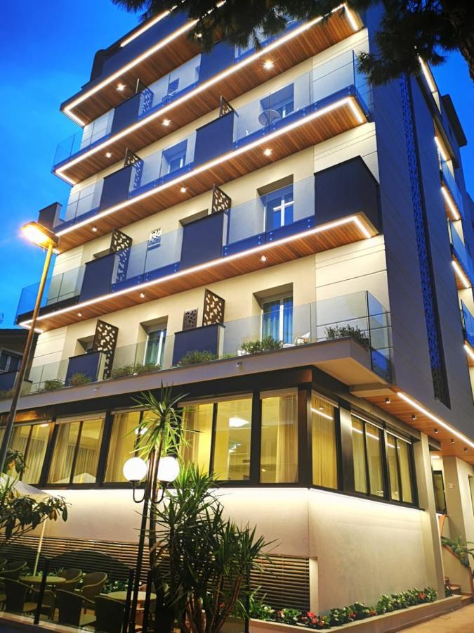 Hotel Cavalli Cattolica Ngoại thất bức ảnh